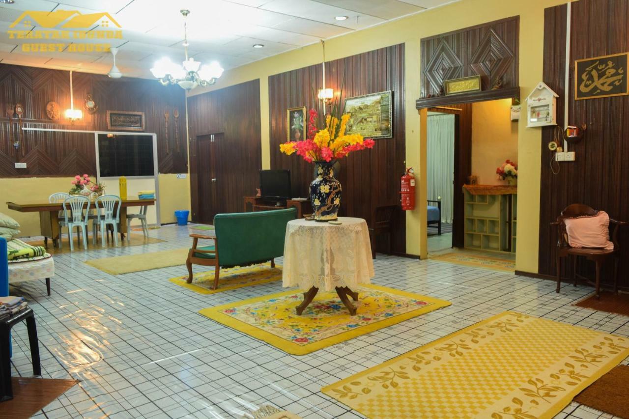 Teratak Ibunda Guest House コタバル エクステリア 写真